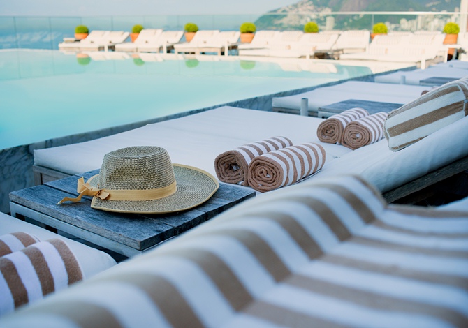  Piscina Hotel