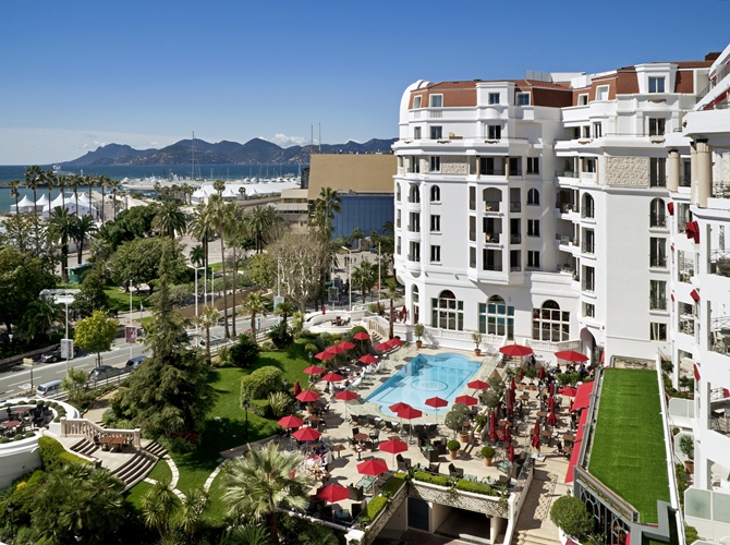  Hotel Majestic Barrière , Cannes