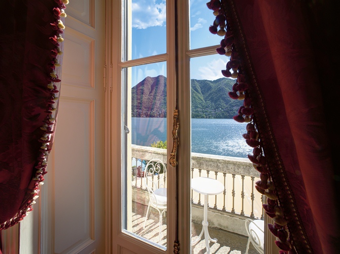  Lake Como 