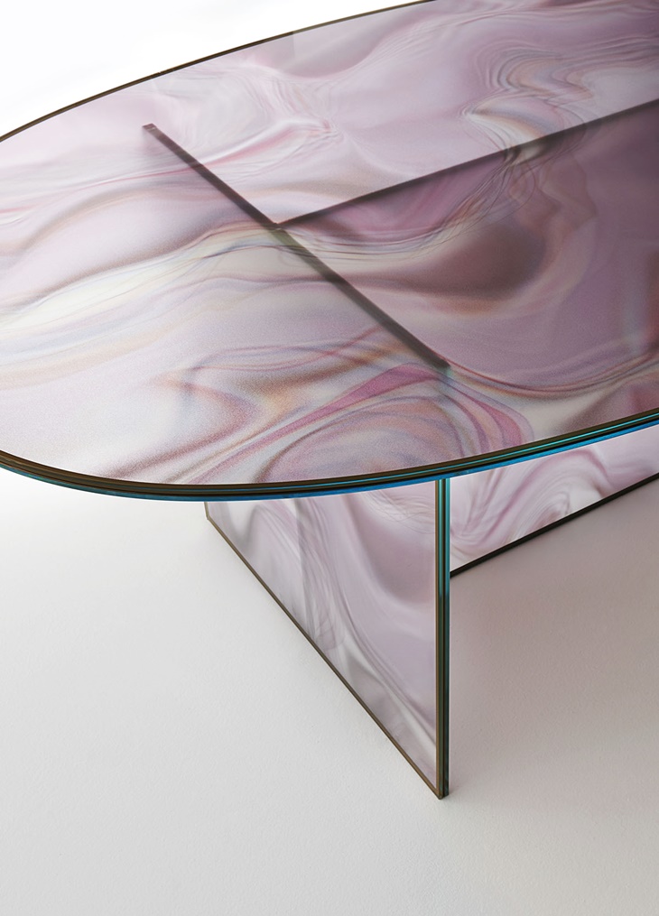 LIQUEFY table by Patricia Urquiola