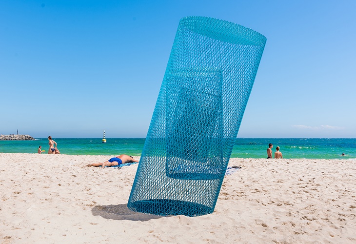 Masayuki Sugiyama, Blue Cylinder Revolution, Sculpture by the Sea, Cottesloe 2017. Photo Richard Watson